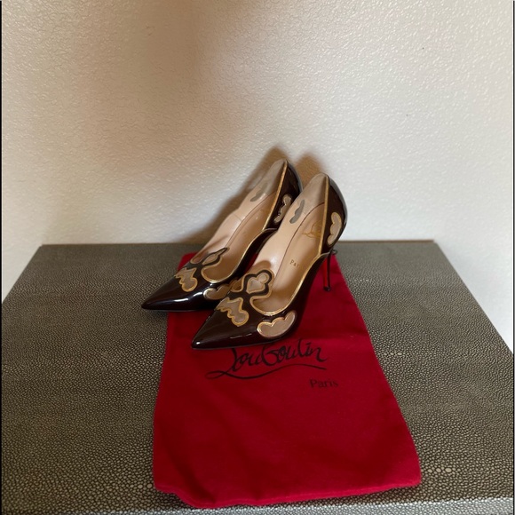 CHRISTIAN LOUBOUTIN Patent Leather
“Indies 100 Pumps” - Picture 4 of 7